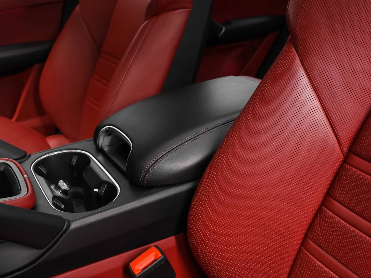 2022 Porsche Cayenne Cayenne Coupe Platinum Edition