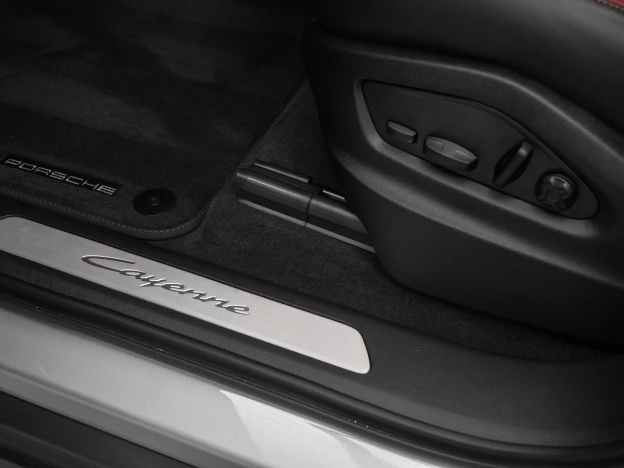 2025 Porsche Cayenne Cayenne Coupe