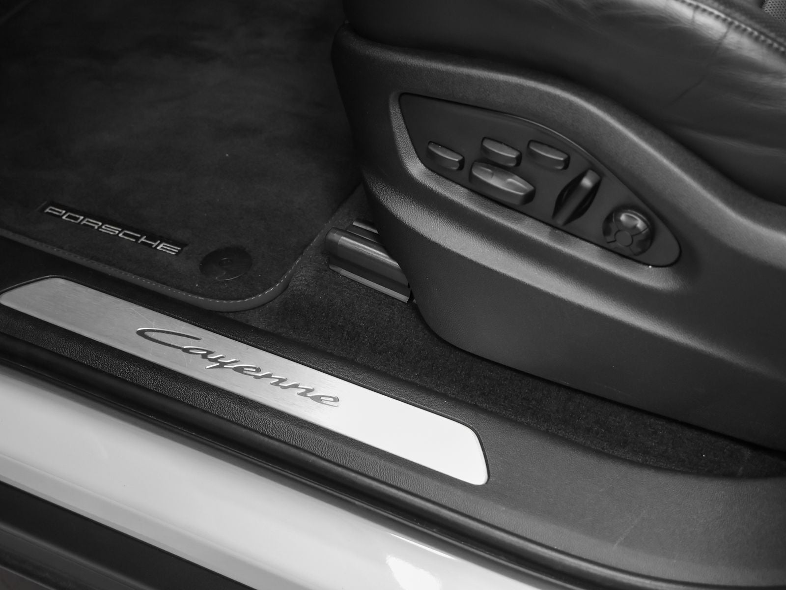 2024 Porsche Cayenne Coupe