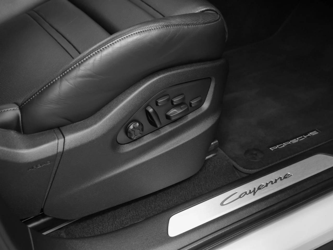 2024 Porsche Cayenne Coupe