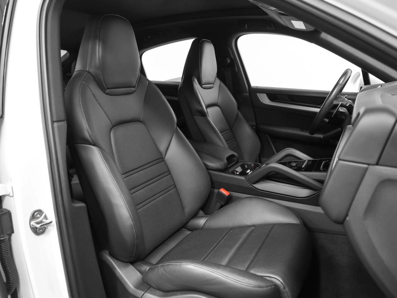 2024 Porsche Cayenne Coupe
