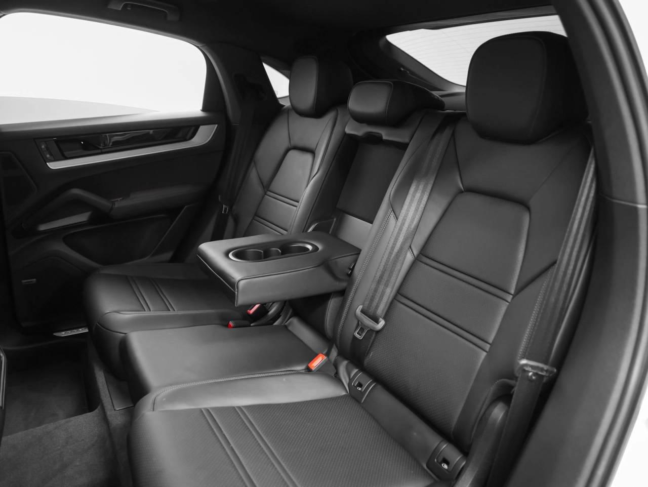 2024 Porsche Cayenne Coupe