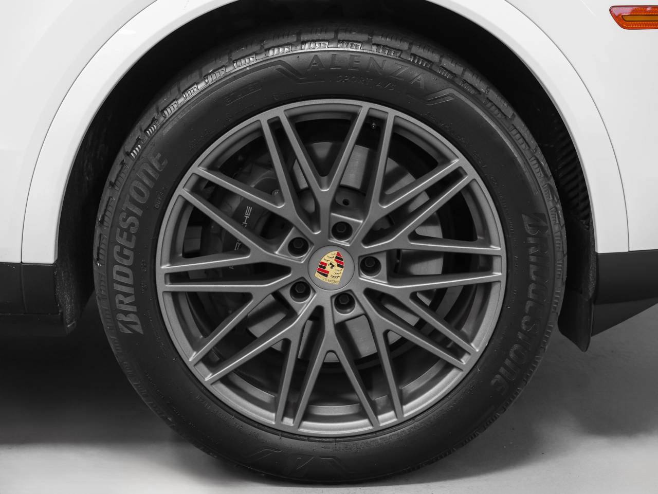 2024 Porsche Cayenne Coupe