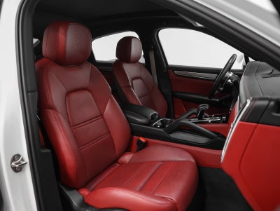 2022 Porsche Cayenne Cayenne Coupe Platinum Edition