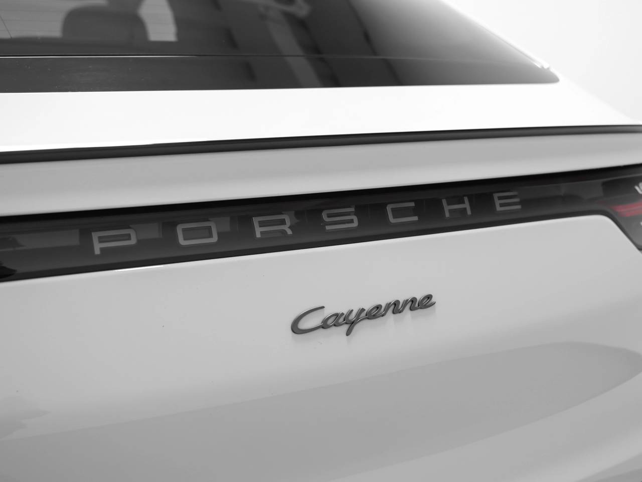 2022 Porsche Cayenne Cayenne Coupe Platinum Edition