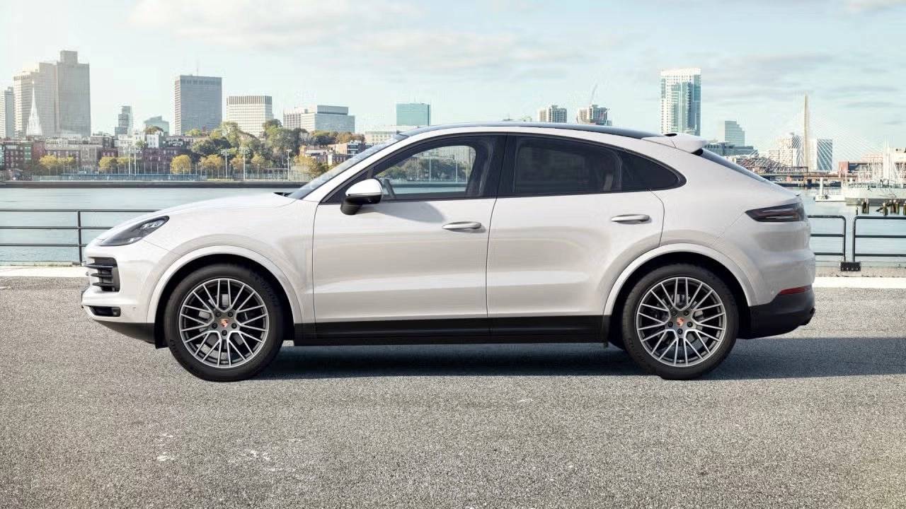 2022 Porsche Cayenne Cayenne Coupe Platinum Edition