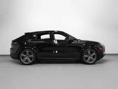2024 Porsche Cayenne Coupe Base