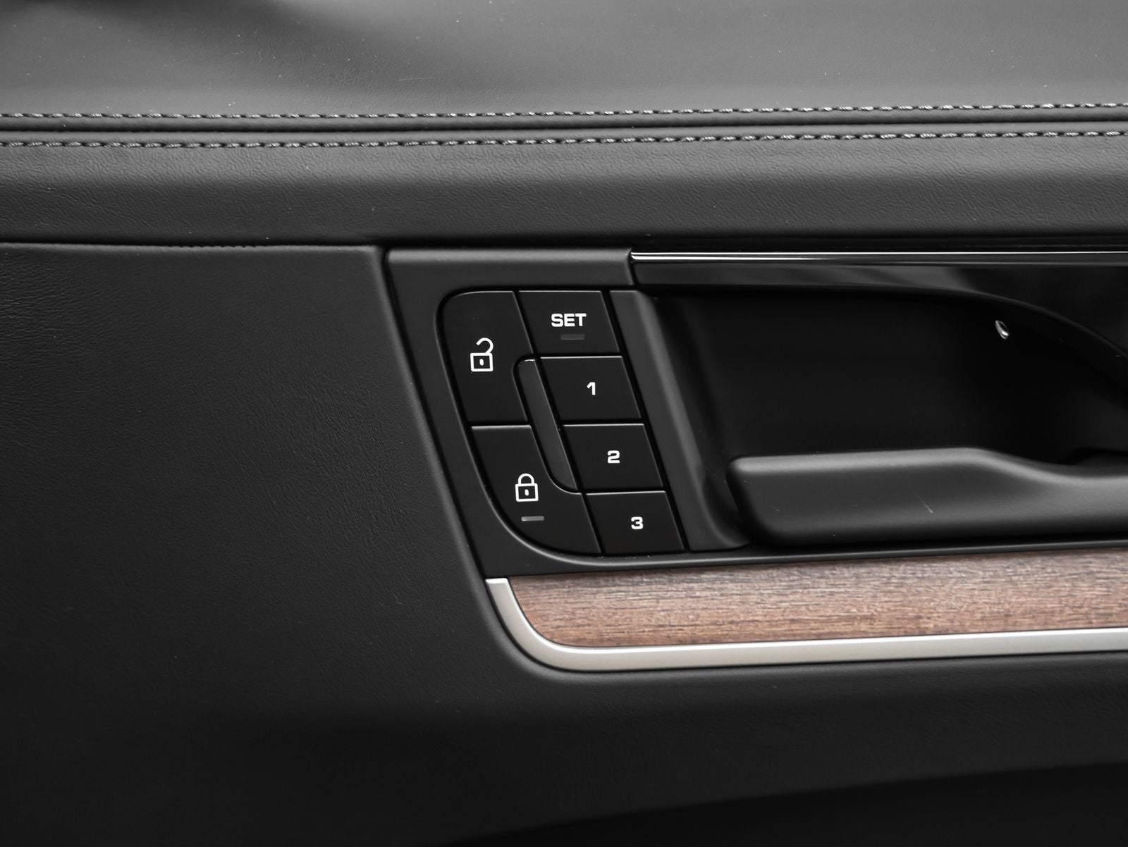 2024 Porsche Cayenne Coupe Base