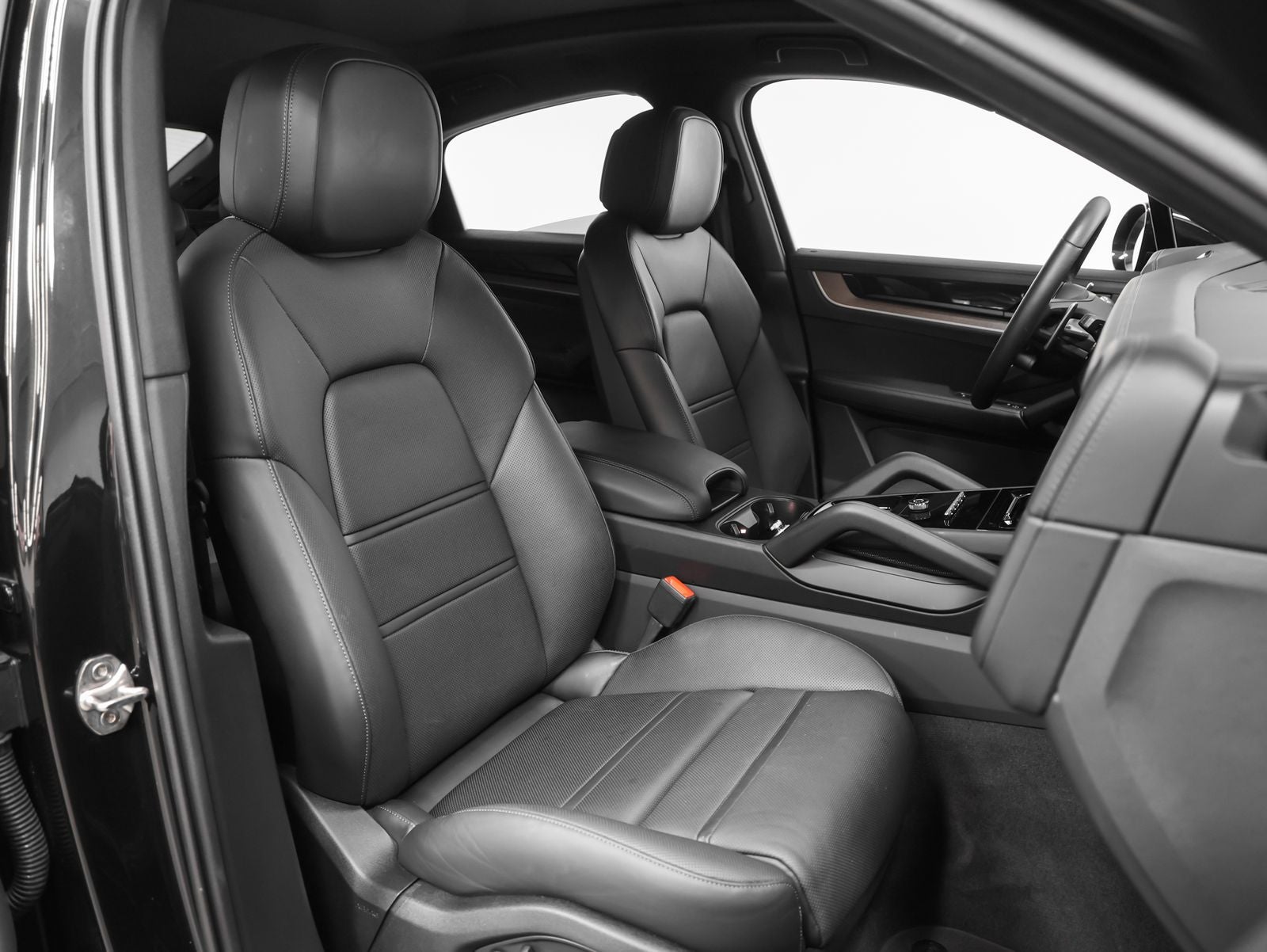 2024 Porsche Cayenne Coupe Base