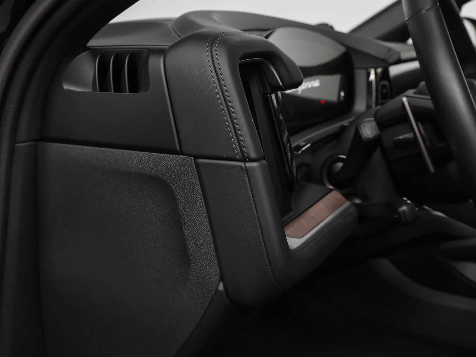 2024 Porsche Cayenne Coupe Base