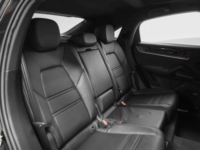 2024 Porsche Cayenne Coupe