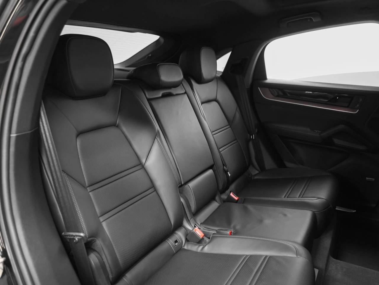 2024 Porsche Cayenne Coupe
