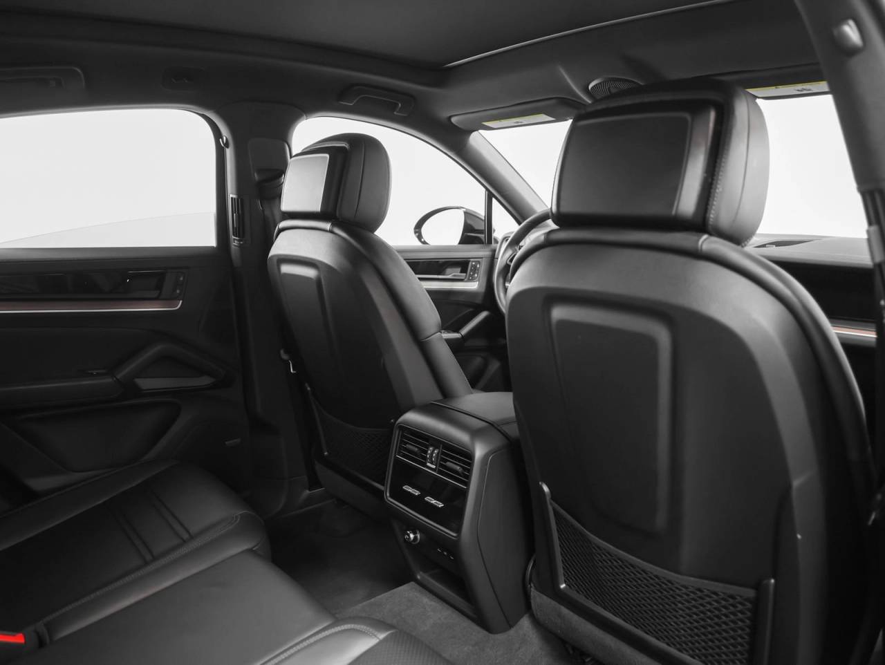 2024 Porsche Cayenne Coupe