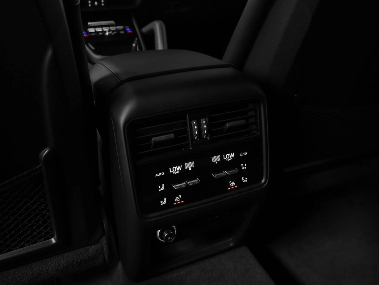 2024 Porsche Cayenne Coupe