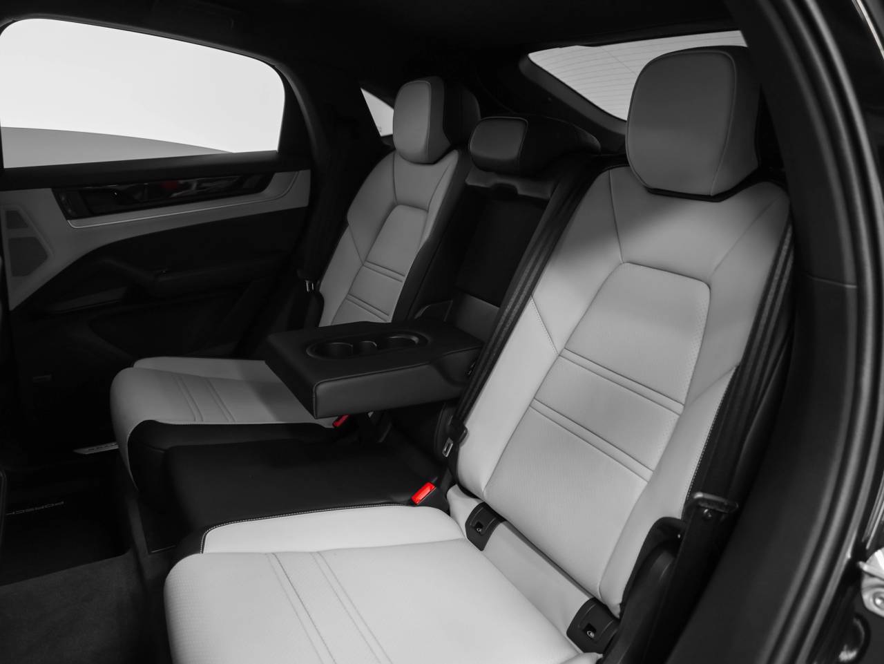 2025 Porsche Cayenne Coupe