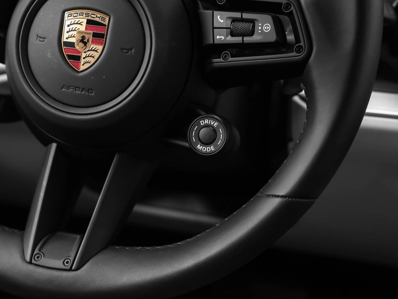 2025 Porsche Cayenne Coupe
