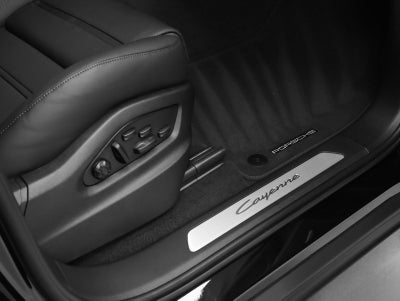 2026 Porsche Cayenne Coupe Base