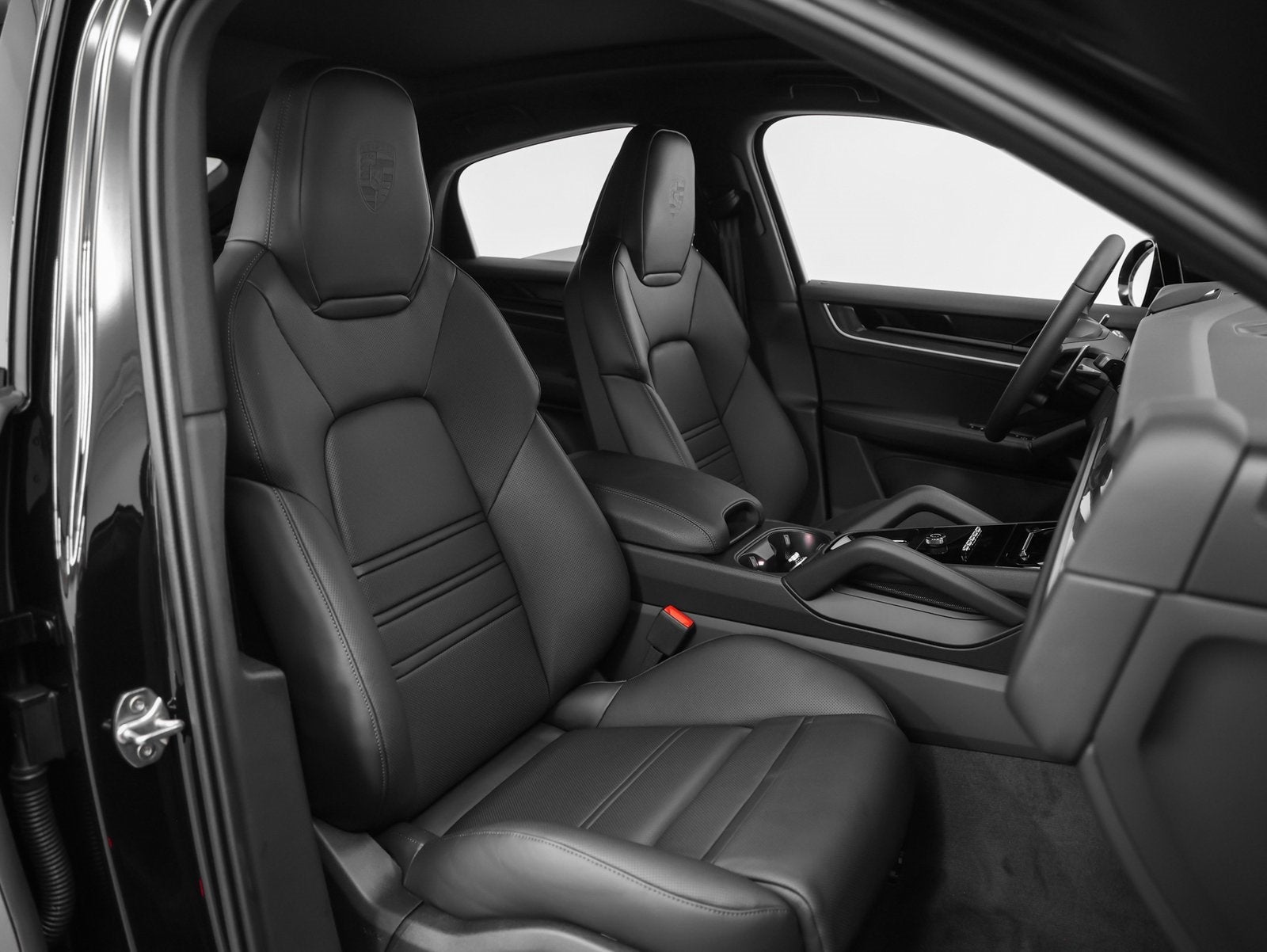 2026 Porsche Cayenne Coupe Base