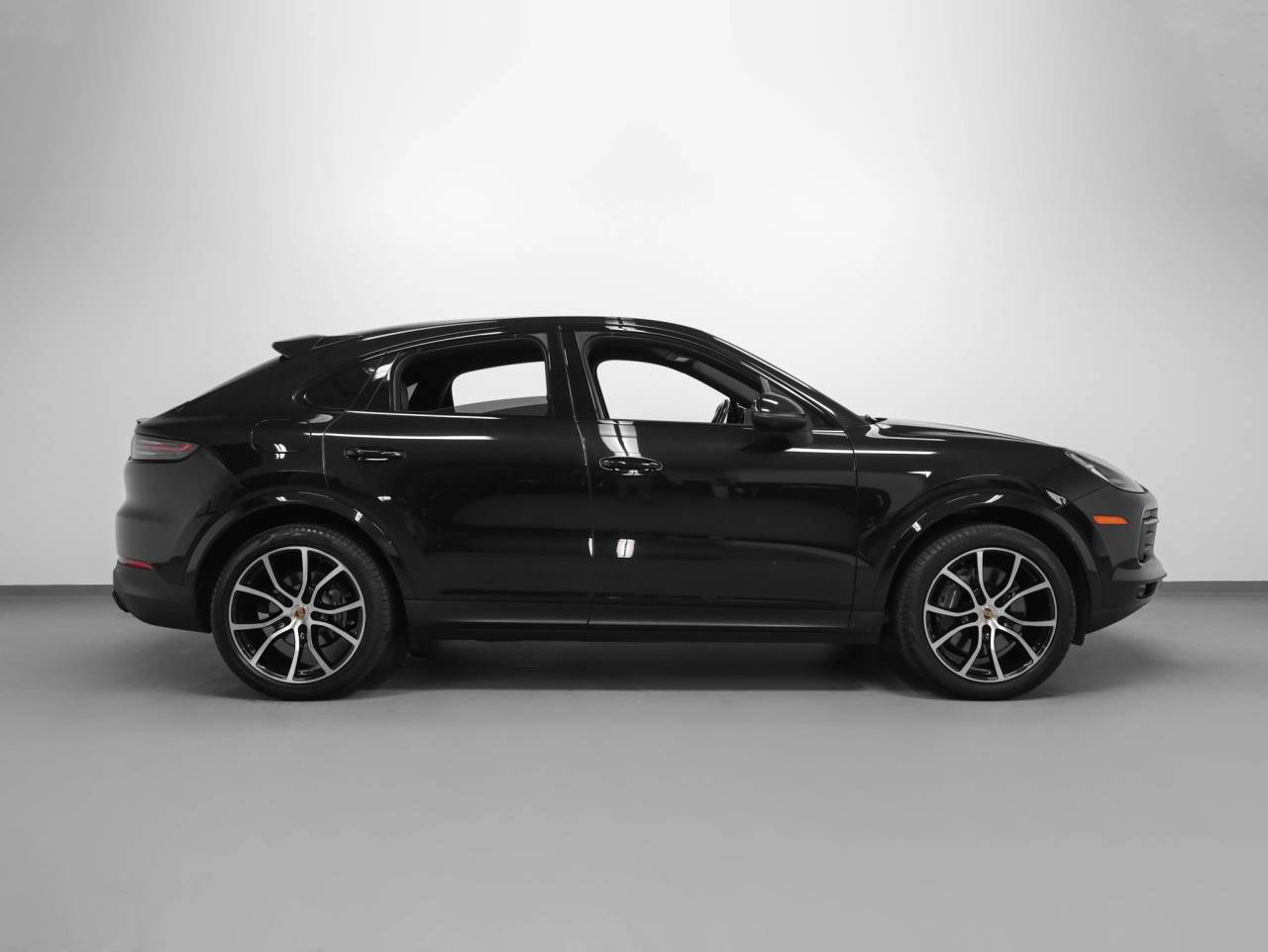 2022 Porsche Cayenne Cayenne Coupe Platinum Edition