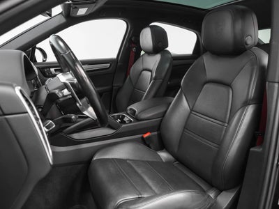 2022 Porsche Cayenne Cayenne Coupe Platinum Edition