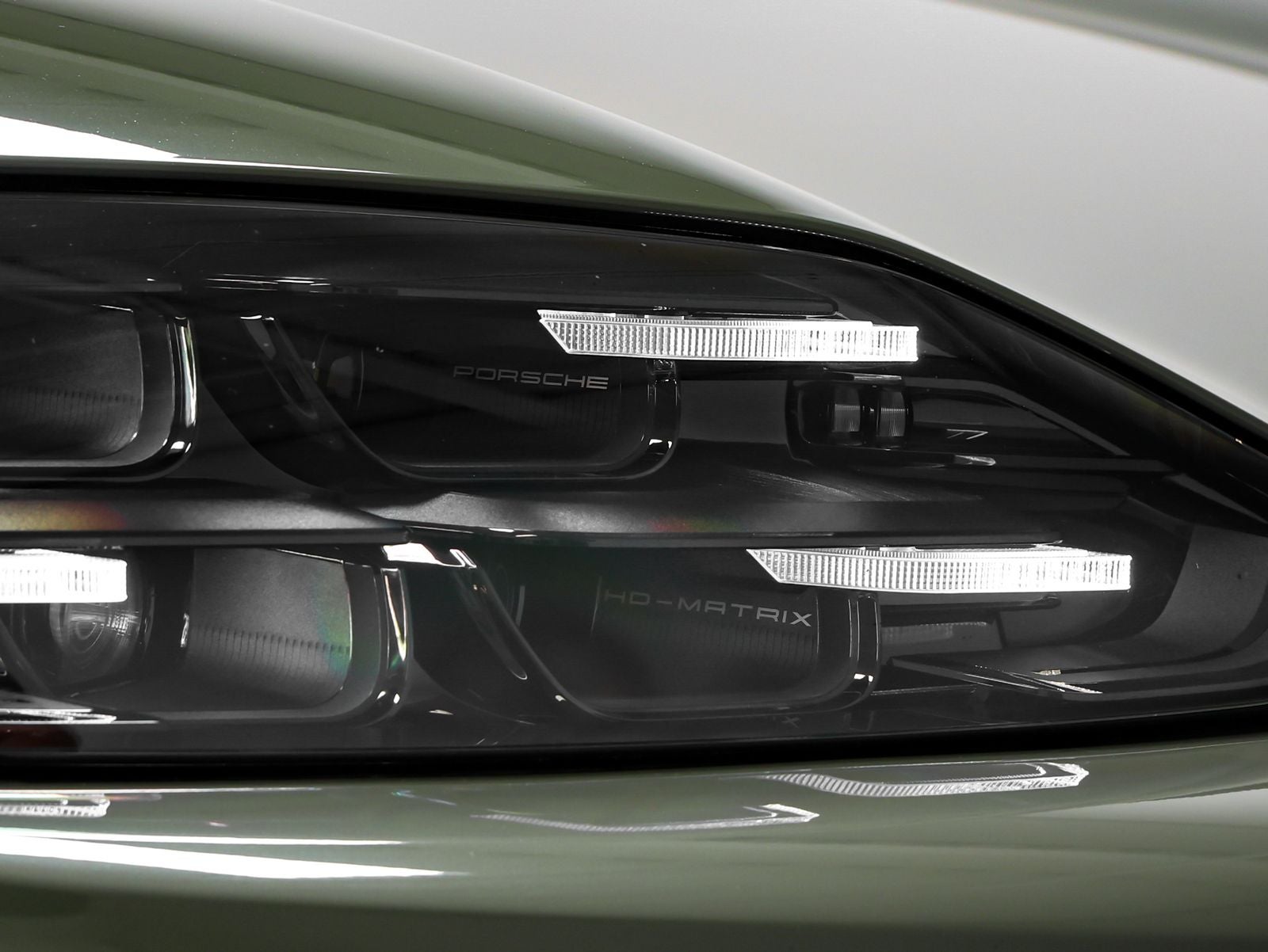 2026 Porsche Cayenne Cayenne S Coupe Electric