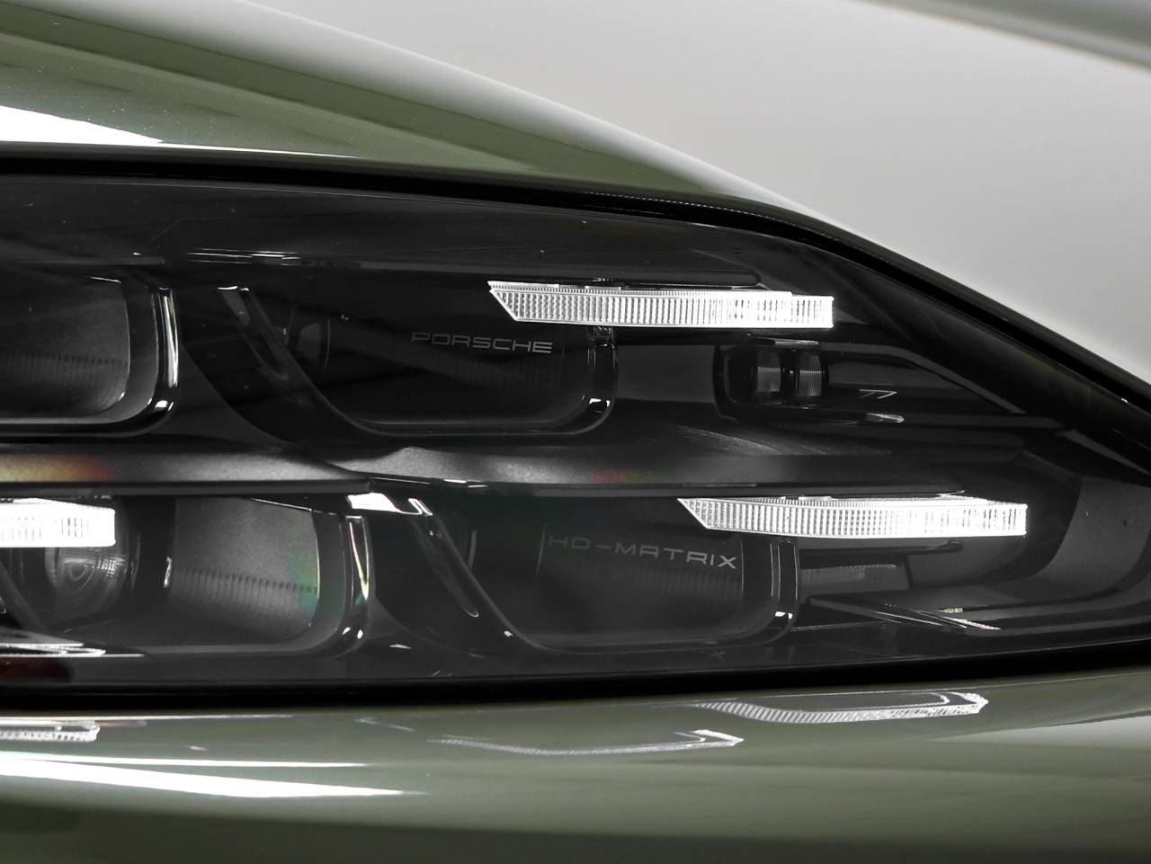 2026 Porsche Cayenne Cayenne S Coupe Electric
