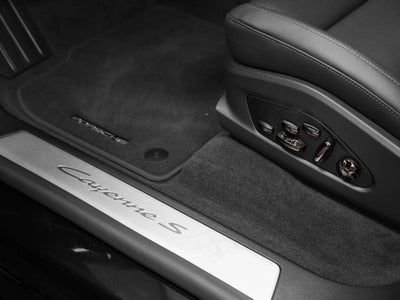 2026 Porsche Cayenne Cayenne S Coupe Electric