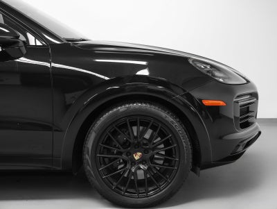 2023 Porsche Cayenne Cayenne GTS Coupe