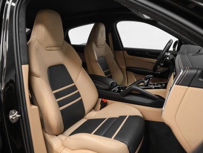 2023 Porsche Cayenne Cayenne GTS Coupe