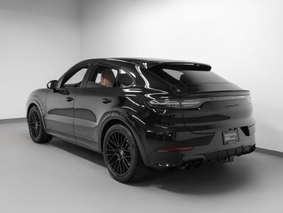 2023 Porsche Cayenne Cayenne GTS Coupe