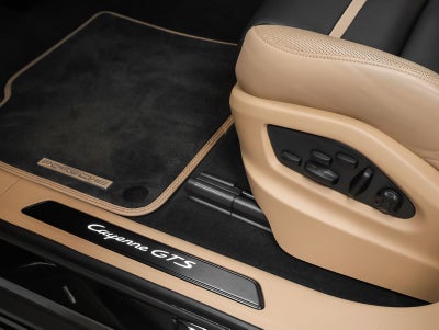 2023 Porsche Cayenne Cayenne GTS Coupe