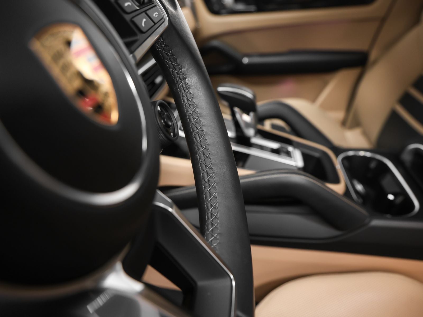 2023 Porsche Cayenne Cayenne GTS Coupe