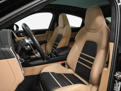 2023 Porsche Cayenne Cayenne GTS Coupe