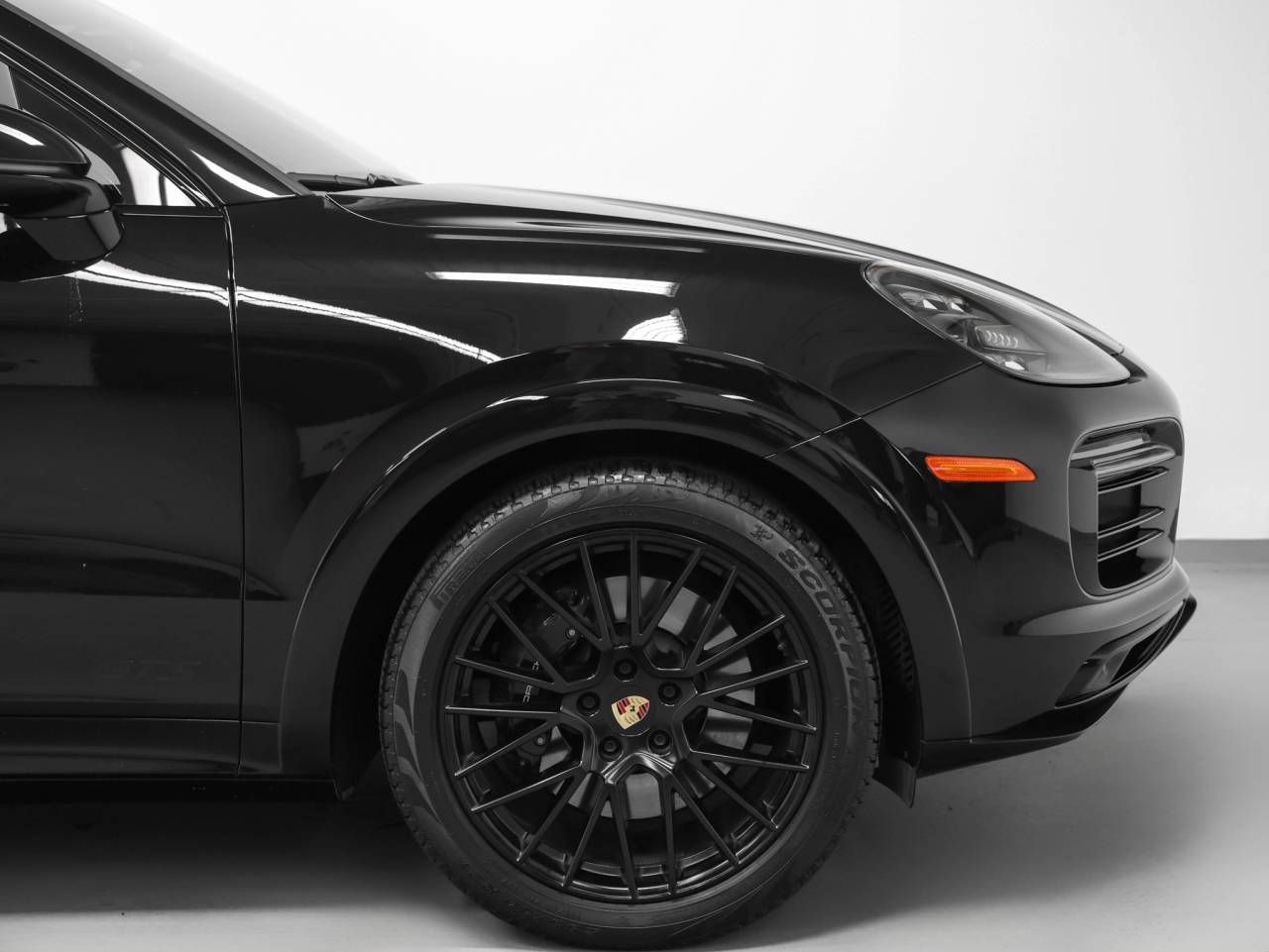 2023 Porsche Cayenne Cayenne GTS Coupe