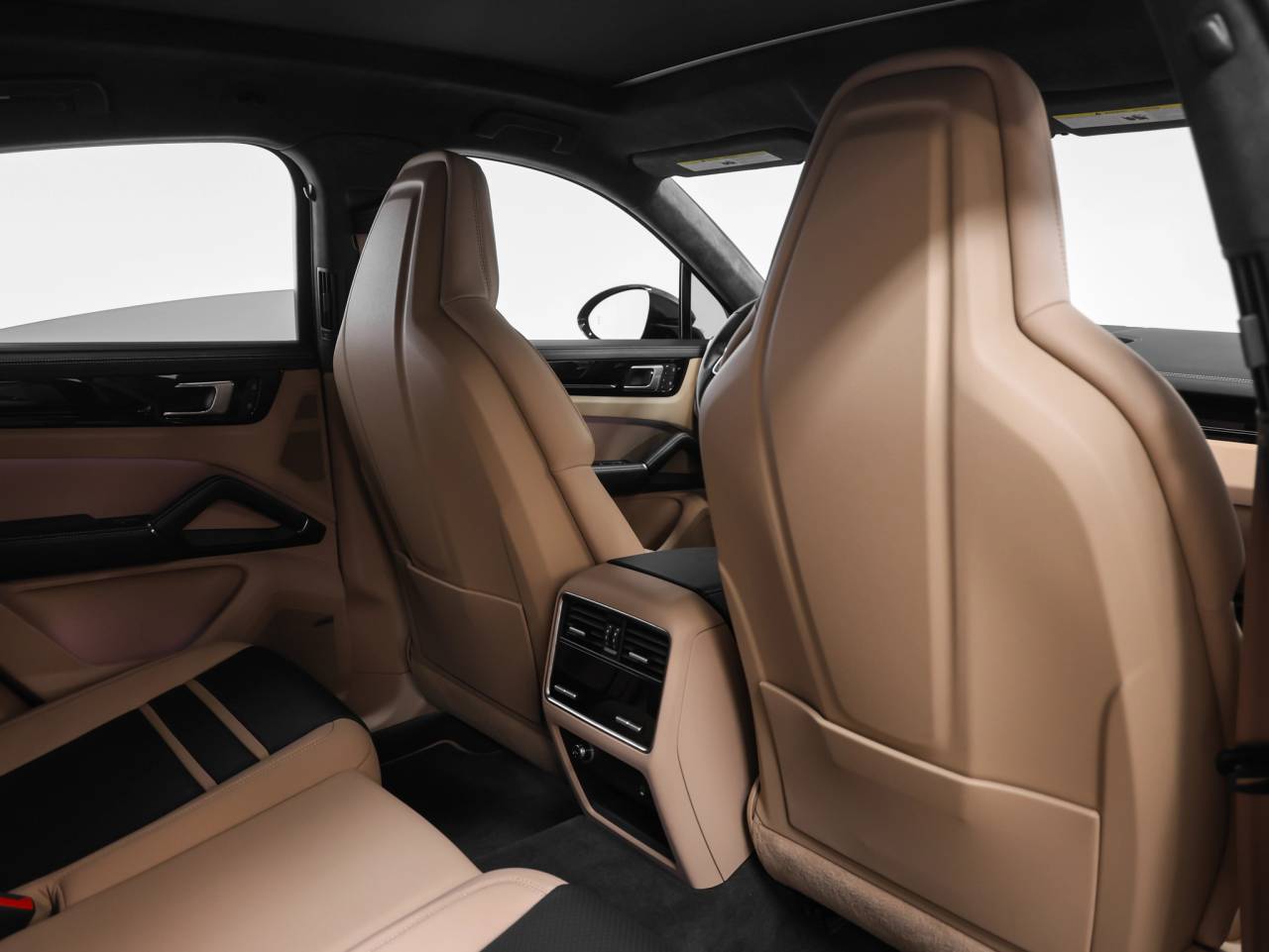 2023 Porsche Cayenne Cayenne GTS Coupe