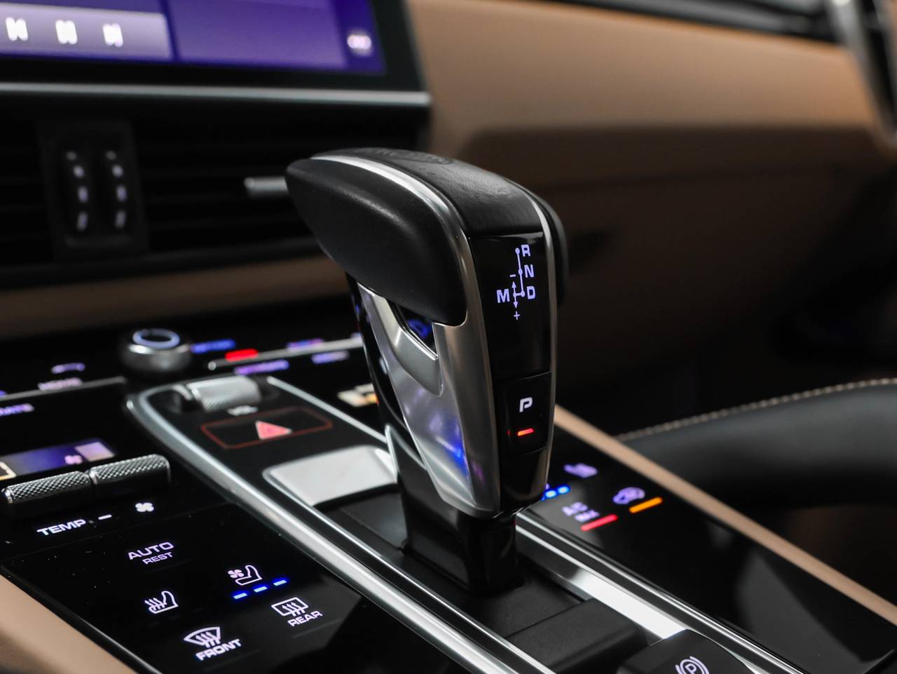 2023 Porsche Cayenne Cayenne GTS Coupe