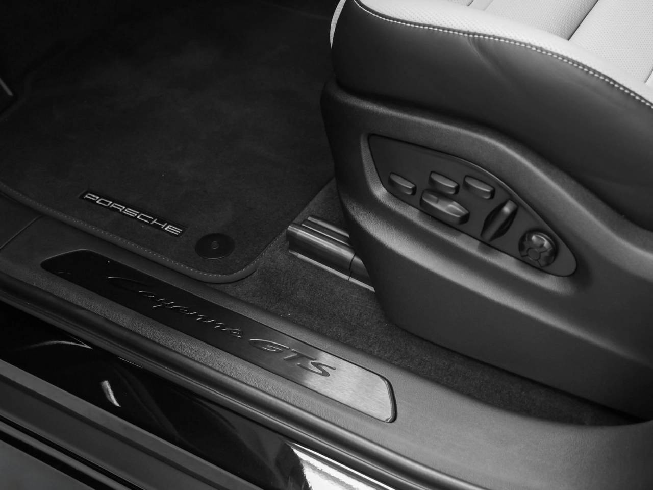 2026 Porsche Cayenne Cayenne GTS Coupe