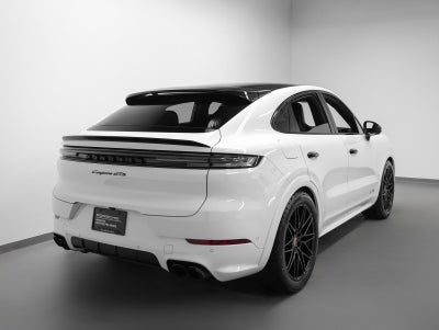 2025 Porsche Cayenne Cayenne GTS Coupe