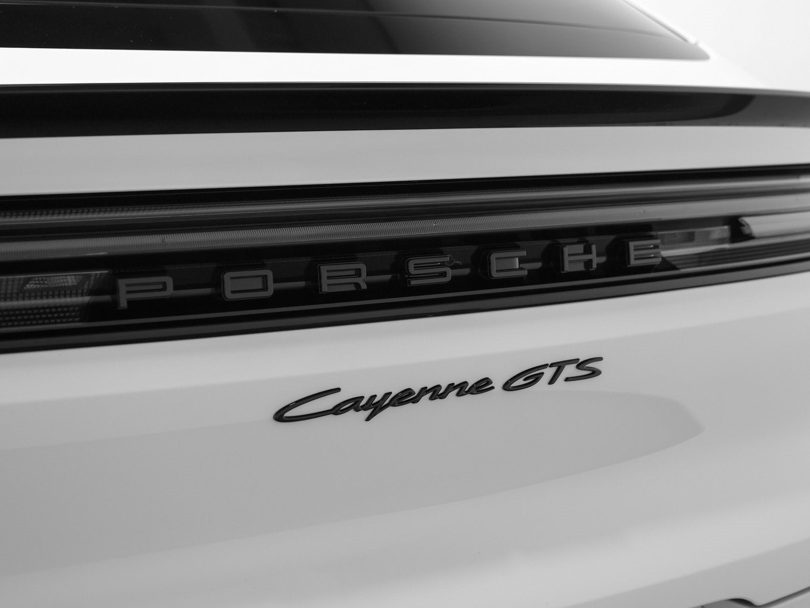 2025 Porsche Cayenne Cayenne GTS Coupe