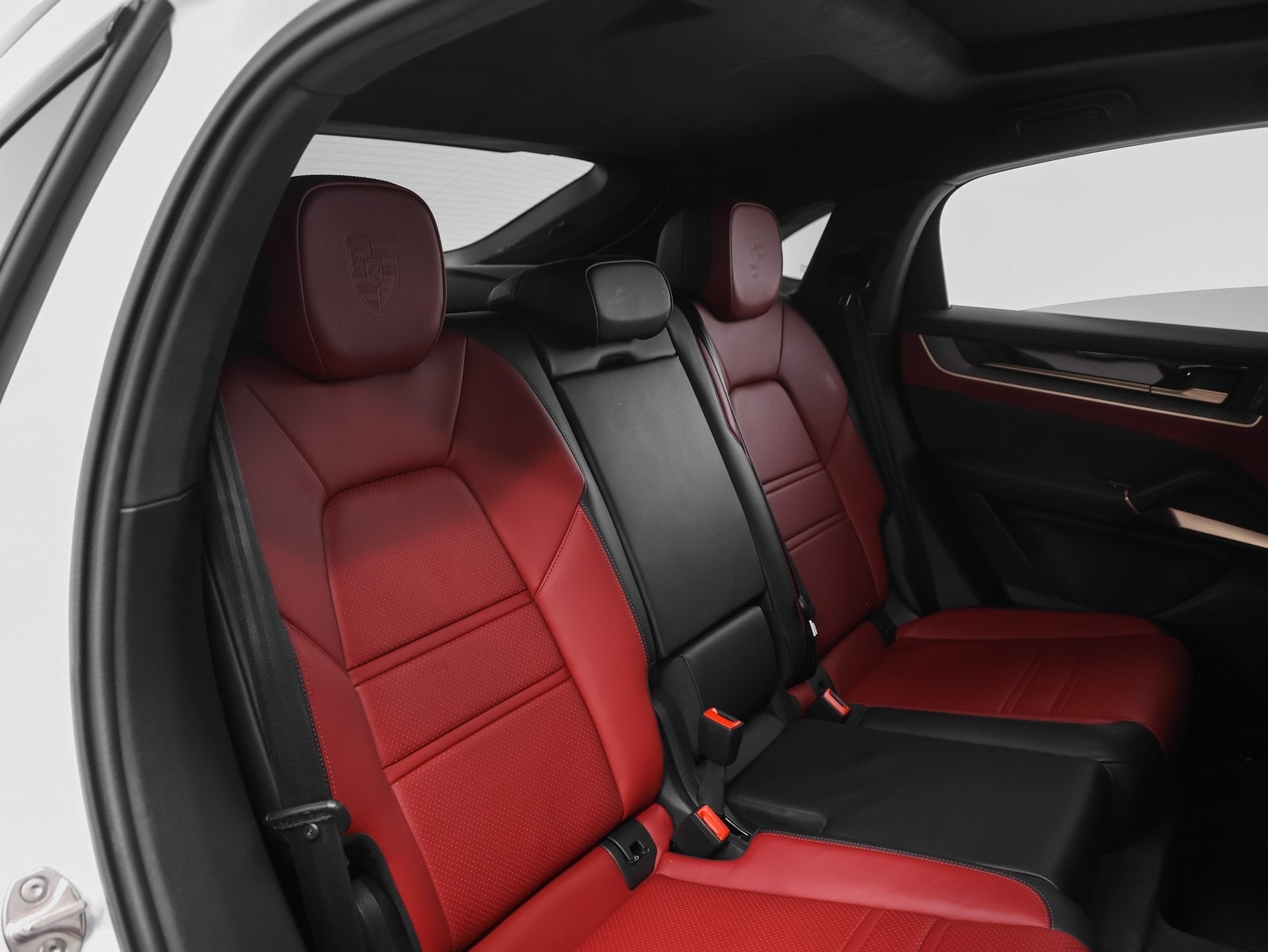 2025 Porsche Cayenne Cayenne GTS Coupe