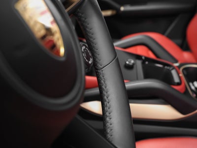 2025 Porsche Cayenne Cayenne GTS Coupe