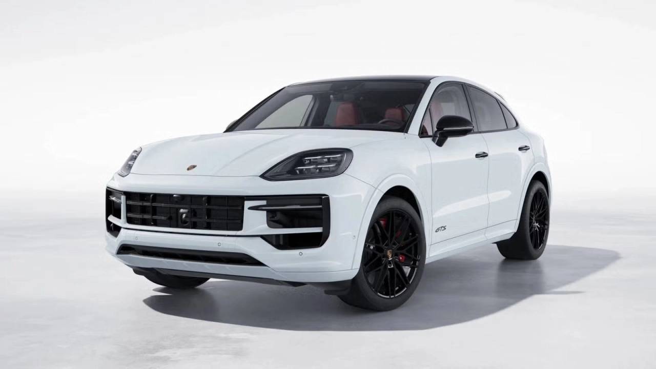 2025 Porsche Cayenne Cayenne GTS Coupe