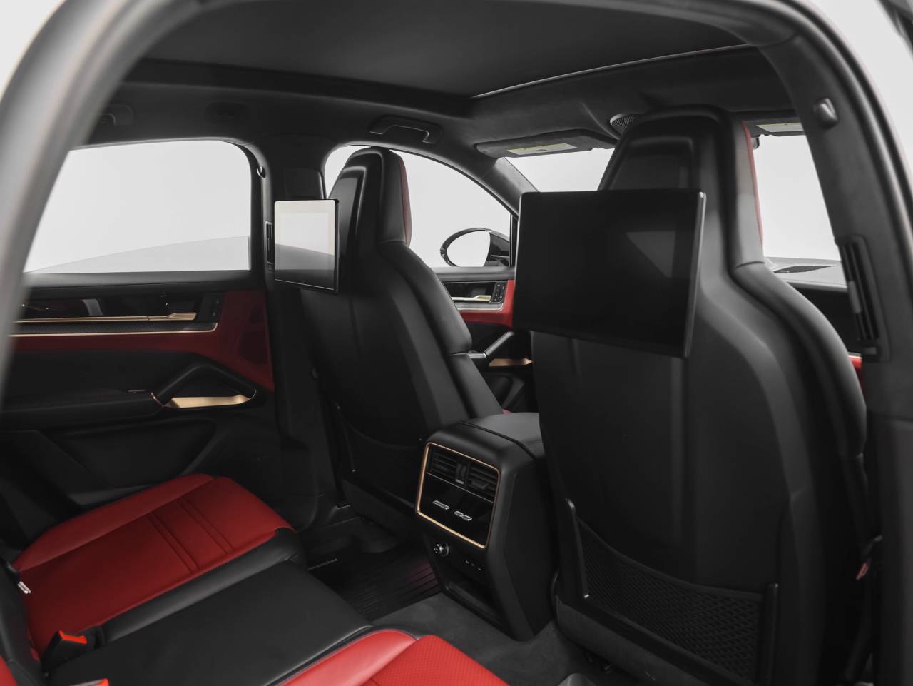 2025 Porsche Cayenne Cayenne GTS Coupe