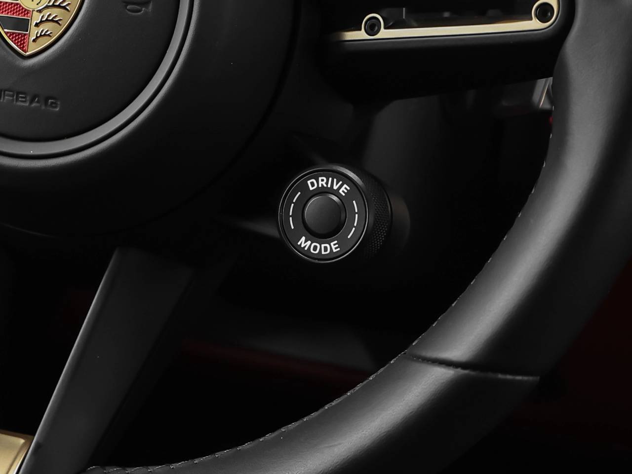 2025 Porsche Cayenne Cayenne GTS Coupe