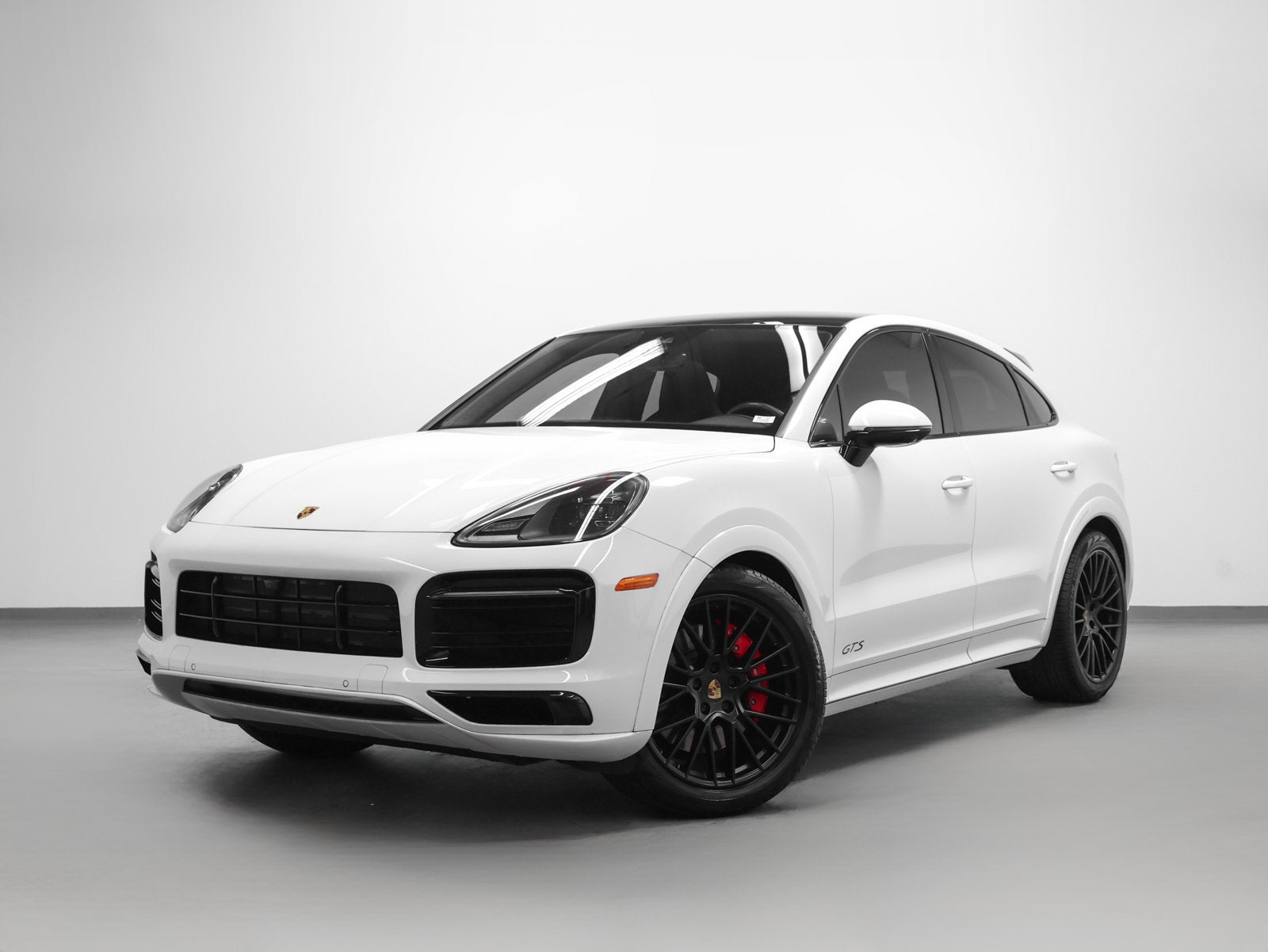 2022 Porsche Cayenne Coupe GTS