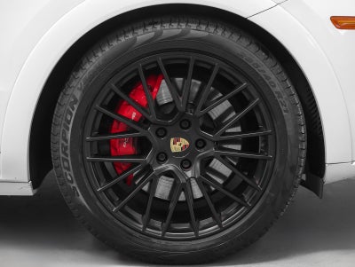 2022 Porsche Cayenne Coupe GTS