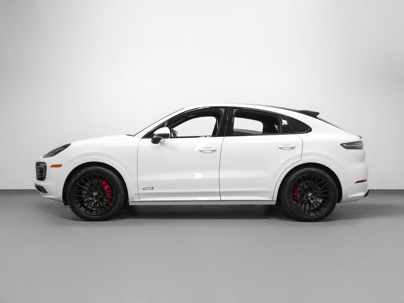 2022 Porsche Cayenne Coupe GTS