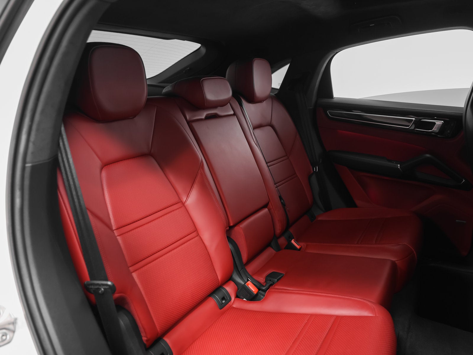 2022 Porsche Cayenne Coupe GTS