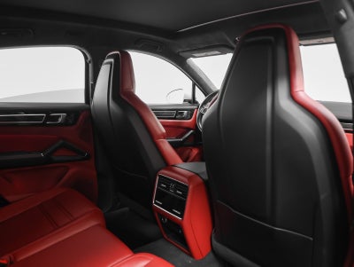 2022 Porsche Cayenne Coupe GTS