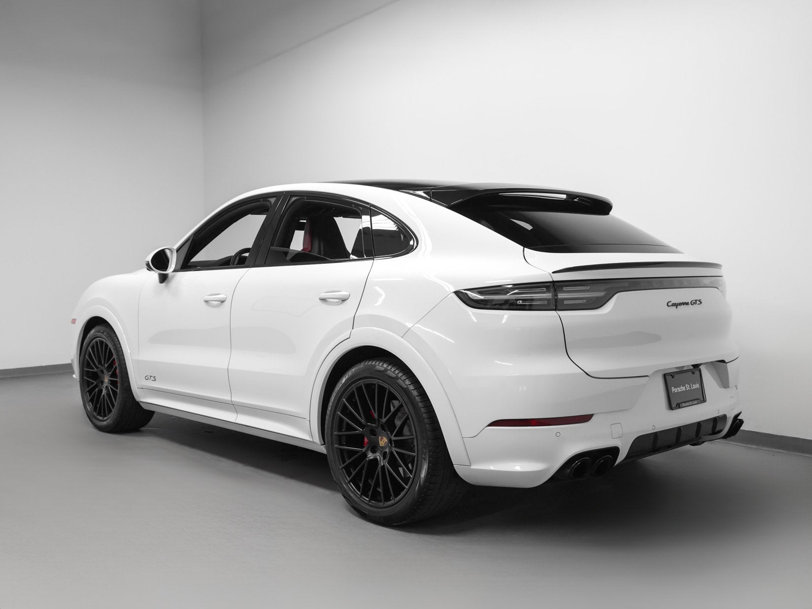 2022 Porsche Cayenne Coupe GTS